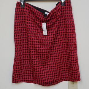 New York & Company - Red/Black Houndstooth Skirt
